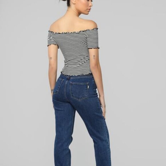 NWT FashioNova Medium Stripped Cropped Top Size M - Picture 2 of 4